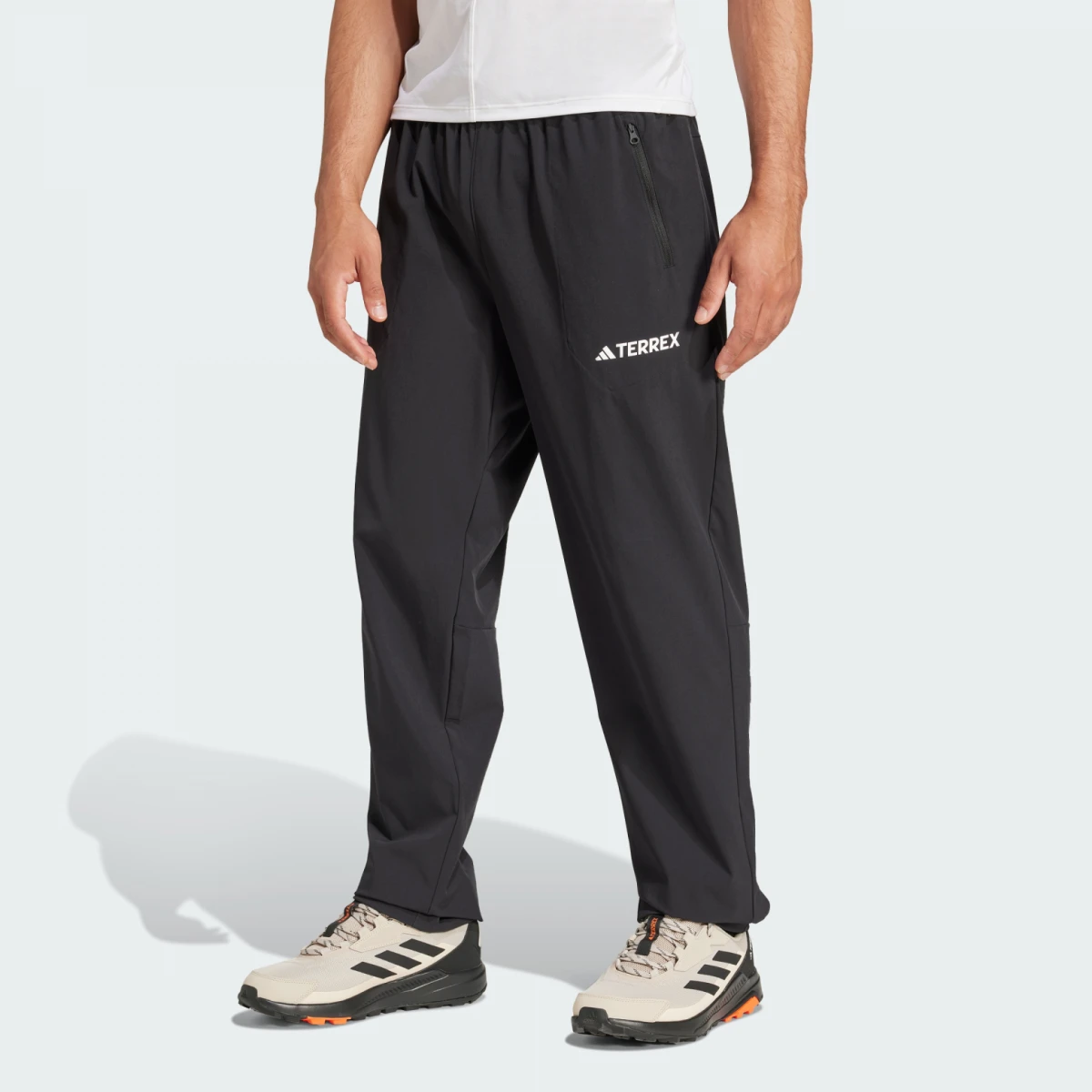 Брюки чоловічі Adidas Multi Essentials Stretch (JP0811) — фото 1