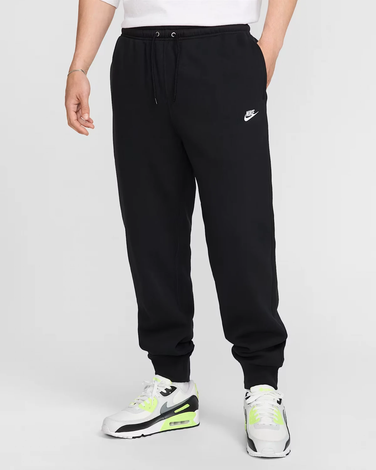 Брюки чоловічі Nike Club Pants Black (FN3787-010) — фото 1