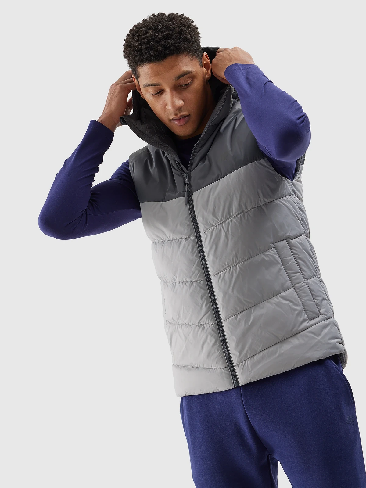 Безрукавка synthetic-fill down vest 4FWSS24TVJAM100-27S 4F XXL Сірий — фото 1
