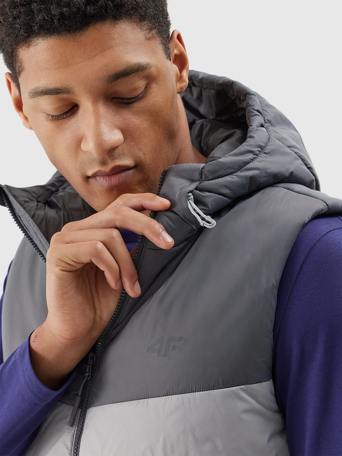 Безрукавка synthetic-fill down vest 4FWSS24TVJAM100-27S 4F XXL Сірий — фото 6
