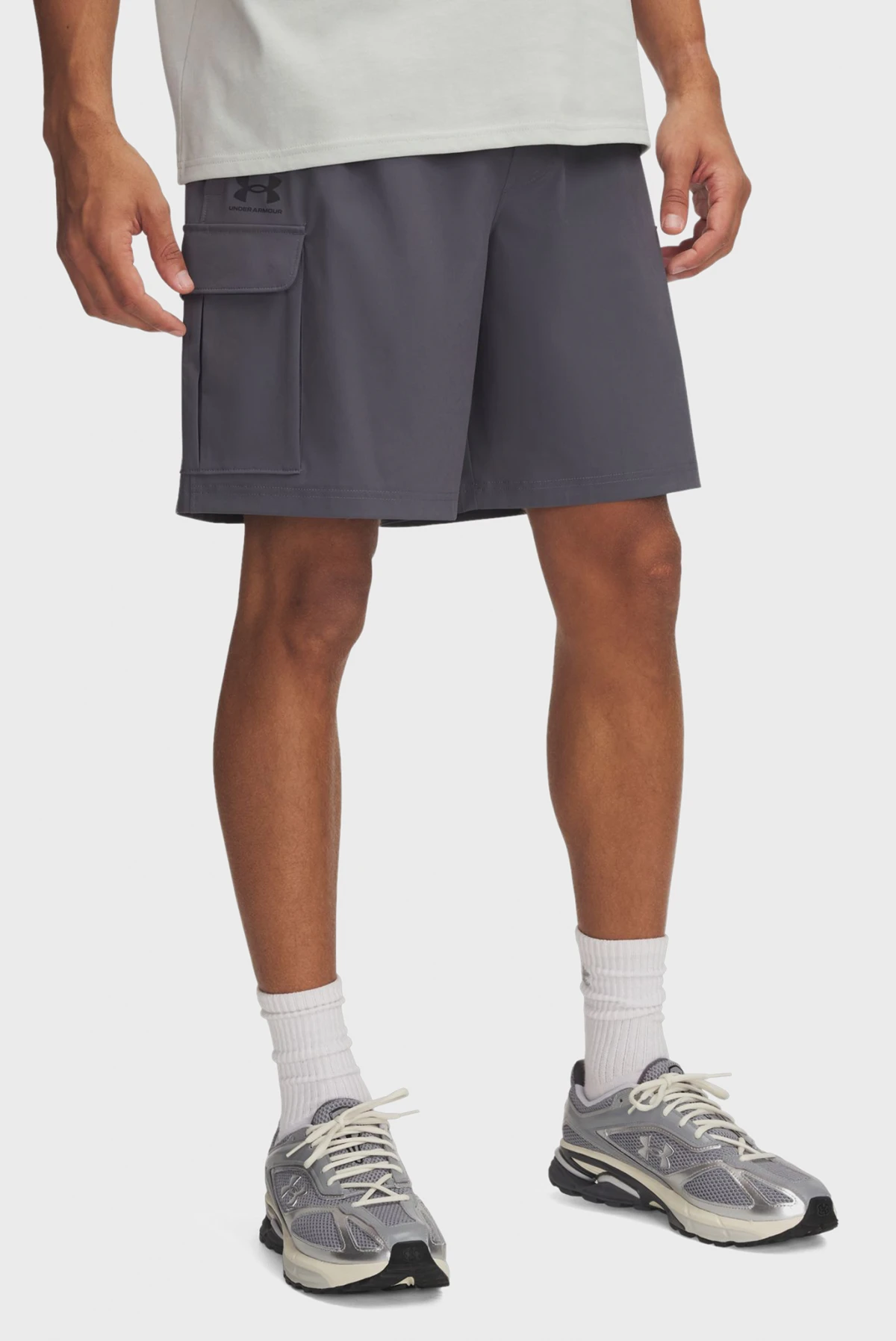Шорти чоловічі Under Armour Vibe Woven Cargo Short Grey (1386560-025) — фото 1