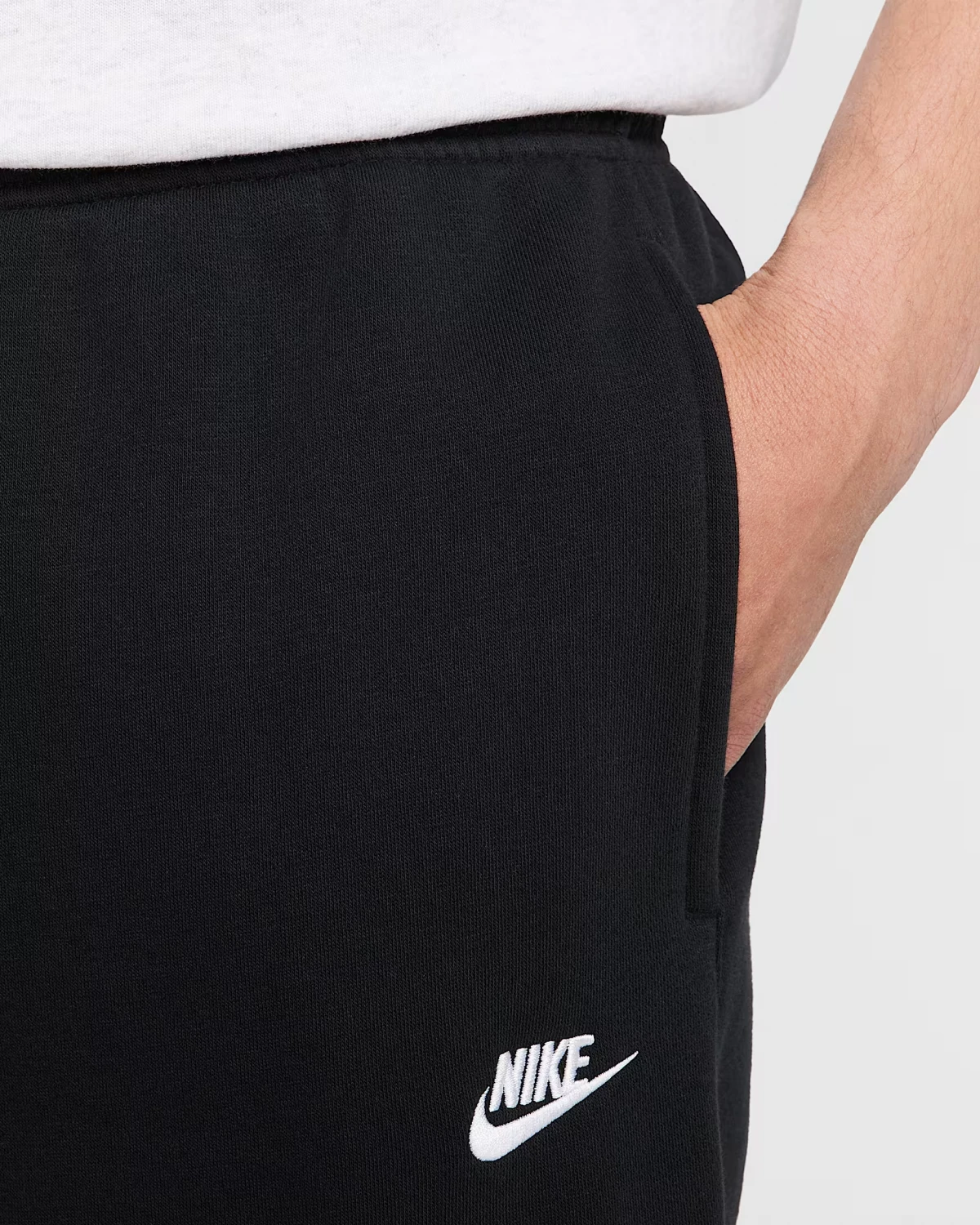 Брюки чоловічі Nike Club Pants Black (FN3787-010) — фото 4