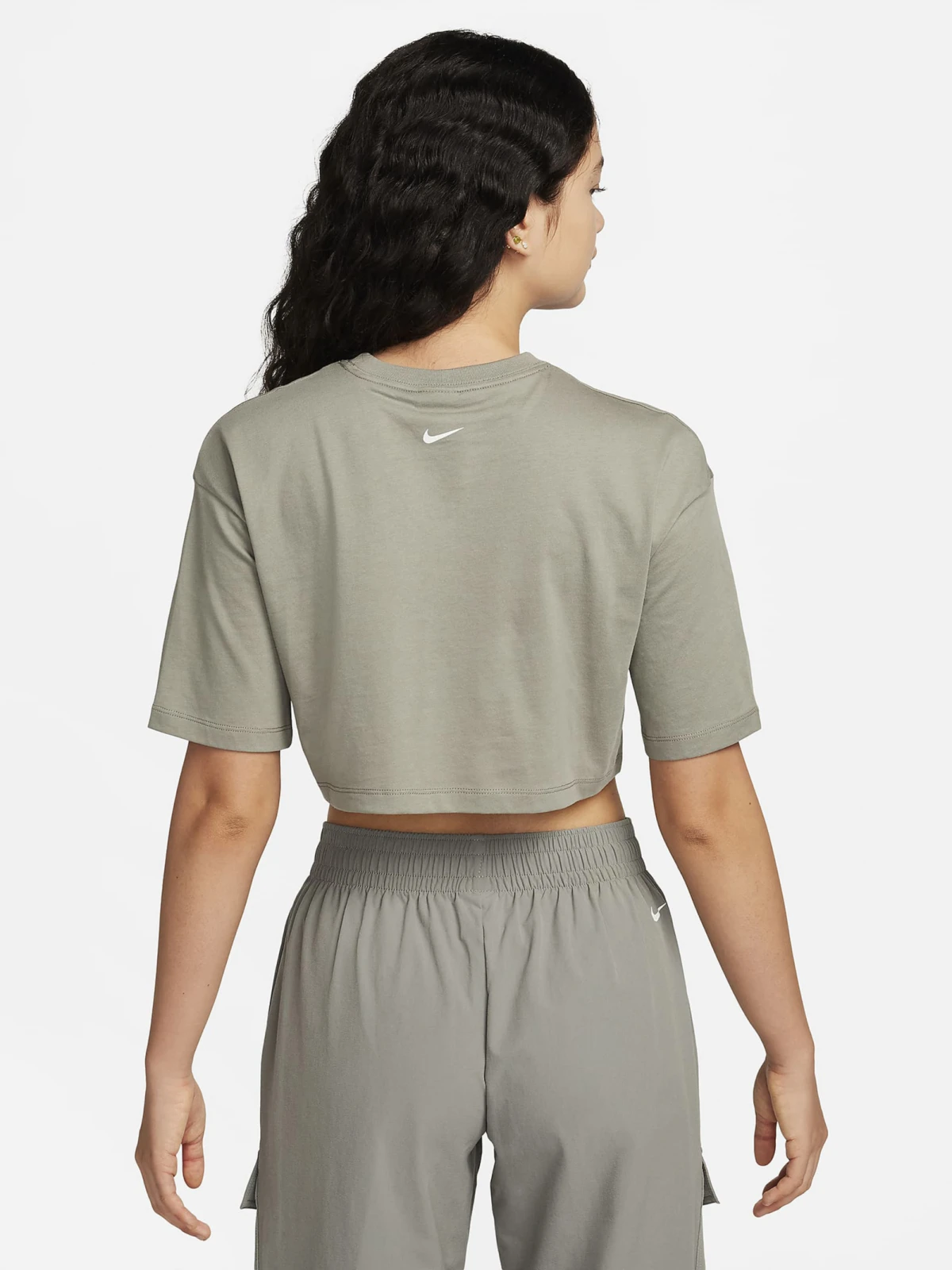 Футболка жіноча Nike T-Shirt Sportswear Grey (FZ4635-053) — фото 3