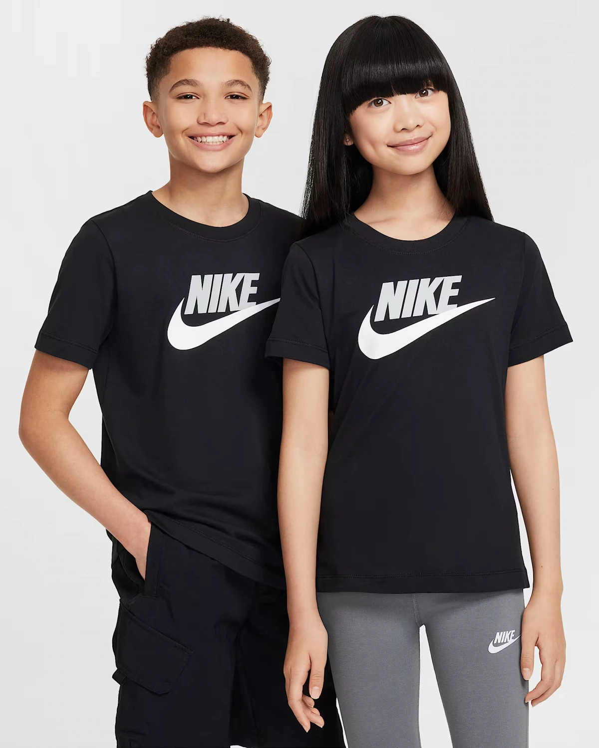 Футболка підліткова K NSW TEE FUTURA HBR FZ5178-010 Nike M Чорний — фото 2