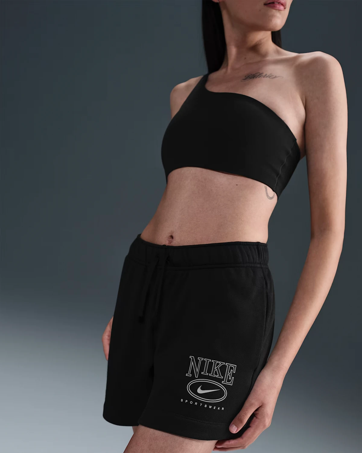 Шорти жіночі Nike Sportswear Club Fleece Graphic Shorts (HJ1282-010) — фото 4
