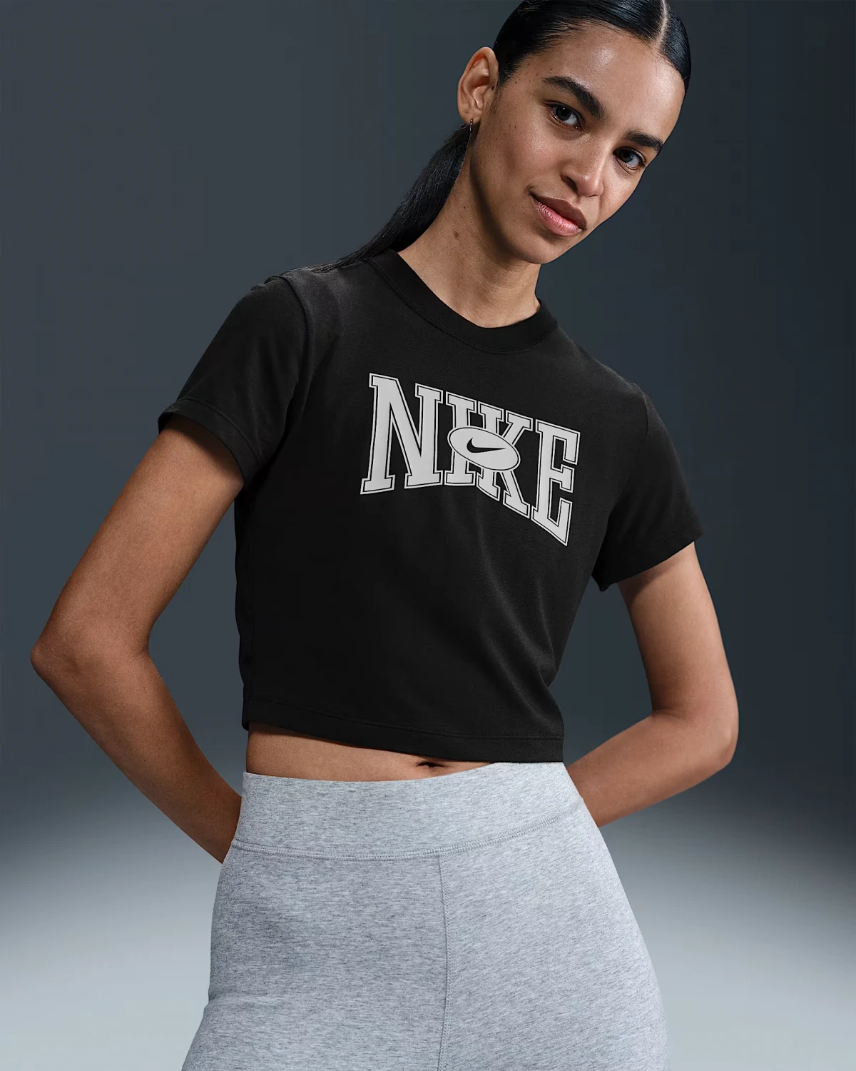 Футболка жіноча Nike Sportswear Slim Cropped T-Shirt Black (HQ1709-010) — фото 1