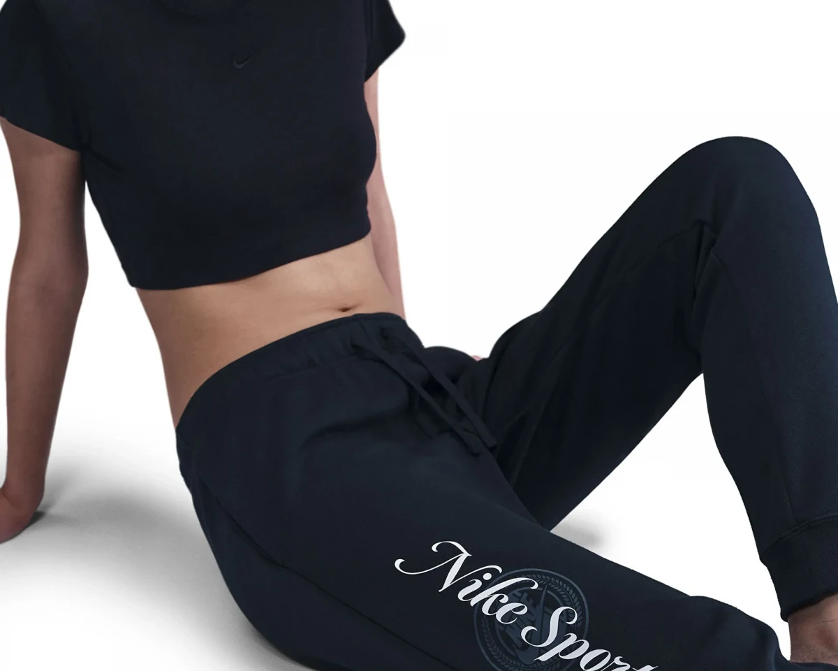 Брюки жіночі Nike Sportswear Club Fleece Graphic Black (HV2346-010) — фото 5