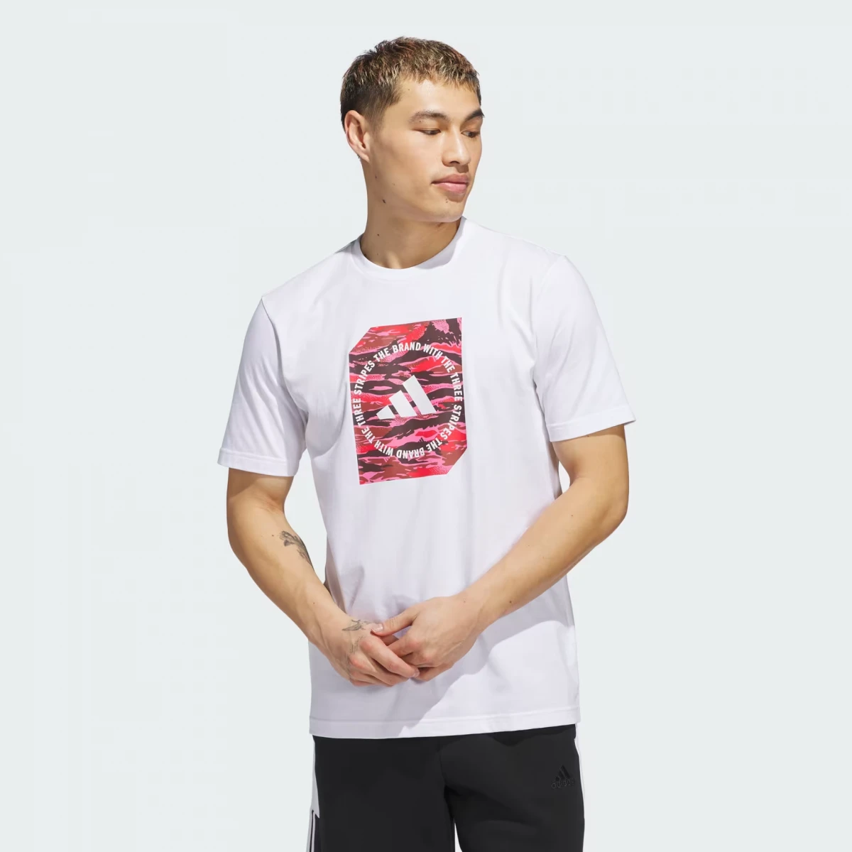 Футболка чоловіча Adidas Shape Graphic Tee (JI6763) — фото 1