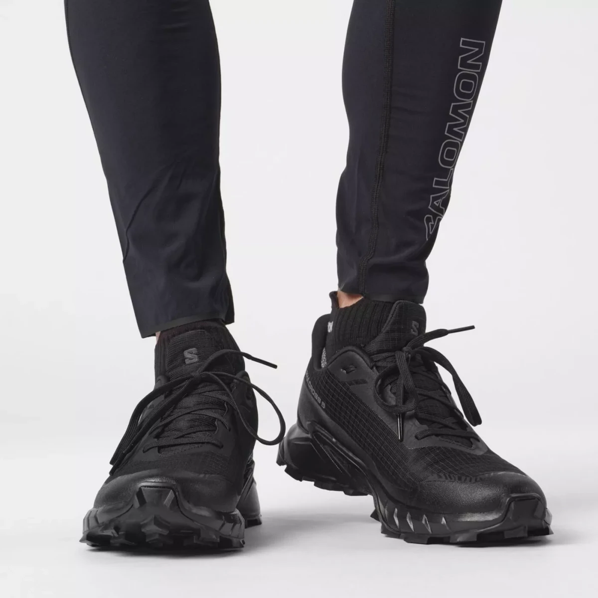 Кросівки чоловічі Salomon Alphacross 5 Gore-Tex (L47307500) — фото 8