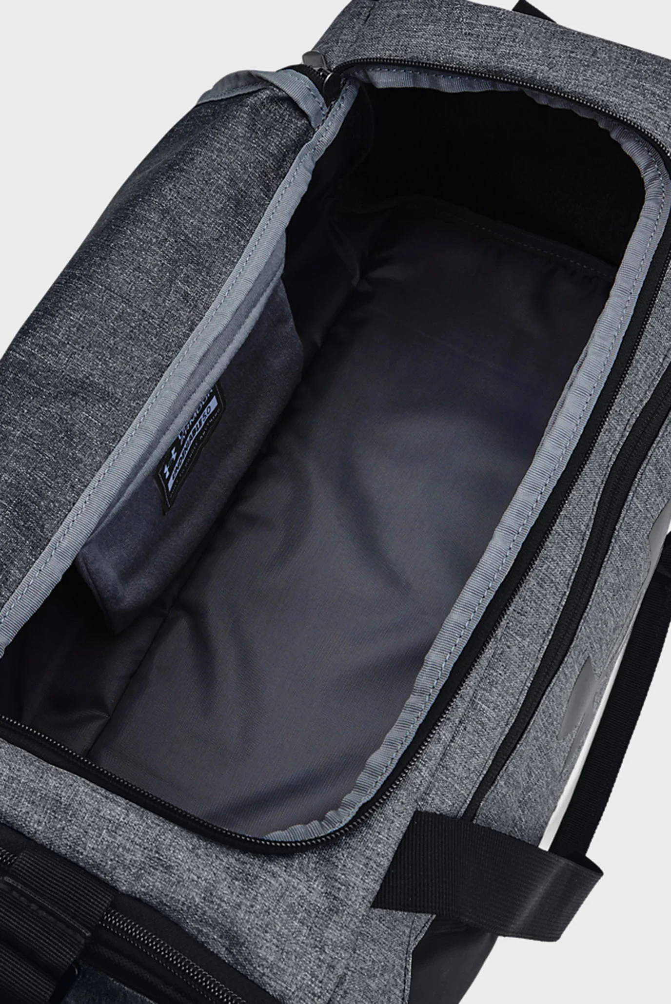 Сумка UA Undeniable 5.0 Duffle 23L — фото 8