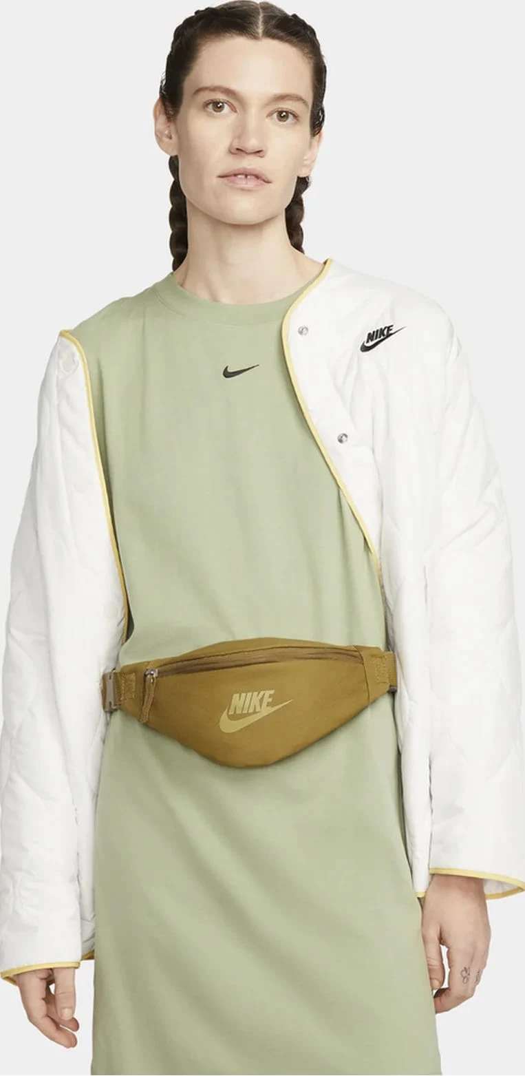 Сумка на пояс Nike NK HERITAGE S WAISTPACK 1L — фото 7