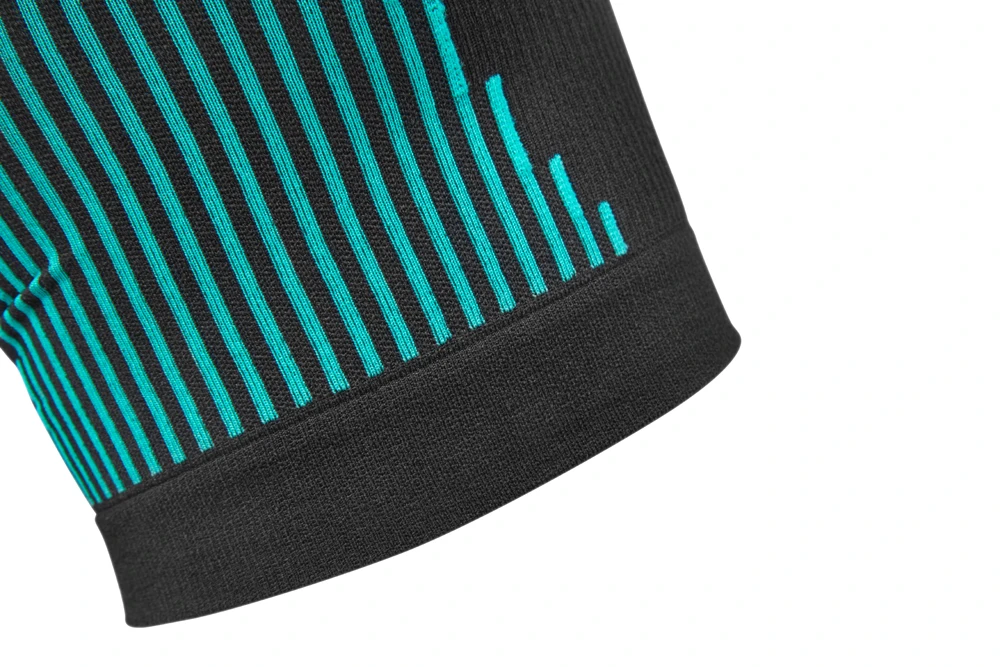 Фіксатор стегна Reebok Knitted Compression Thigh Sleeve (RRSL-15534) — фото 3