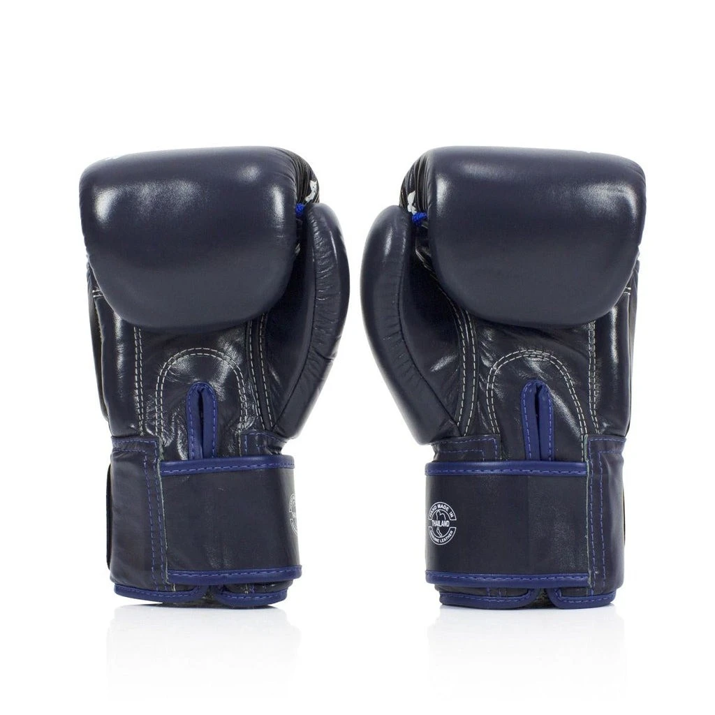 Боксерські рукавиці Fairtex BGV1 Nation Print Blue 14 унцій (бинти в комплекті) — фото 8