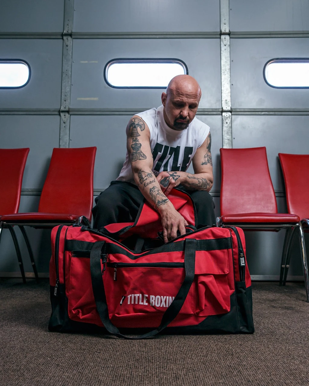 Спортивна сумка TITLE Boxing Deluxe Gear Bag Red (70л.) — фото 9