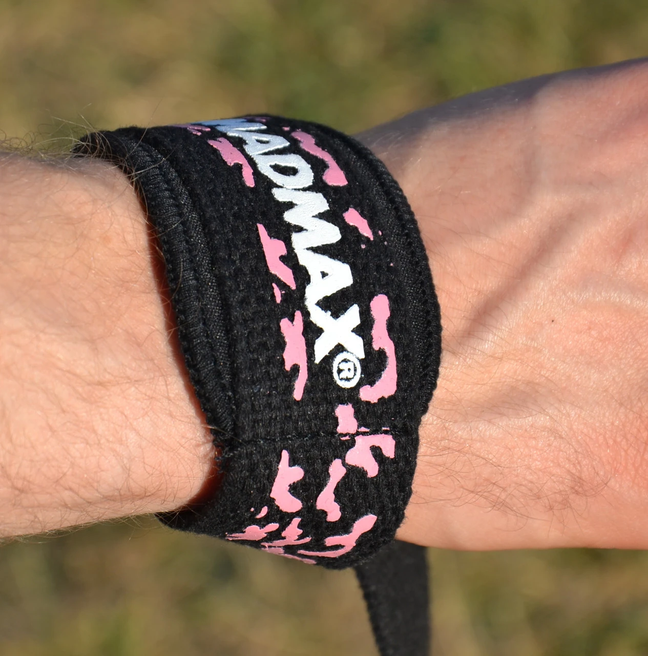 Лямки для тяги MadMax Camo Power Wrist Straps Camo/Pink — фото 6