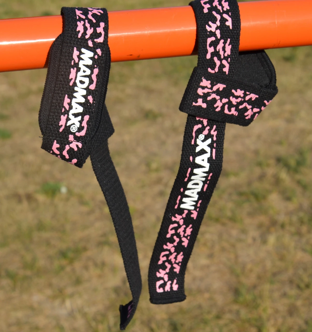 Лямки для тяги MadMax Camo Power Wrist Straps Camo/Pink — фото 10