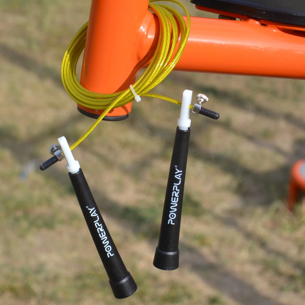 Скакалка швидкісна PowerPlay 4202 Ultra Speed Rope Жовта (2,9m.) — фото 8