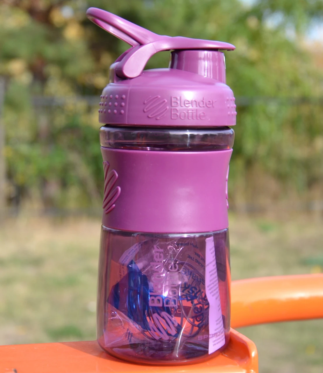 Шейкер спортивний (пляшка) BlenderBottle SportMixer Flip 20oz/590ml Plum — фото 5