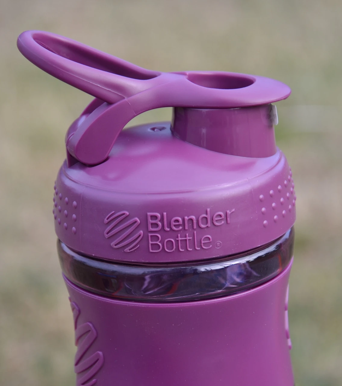 Шейкер спортивний (пляшка) BlenderBottle SportMixer Flip 20oz/590ml Plum — фото 8