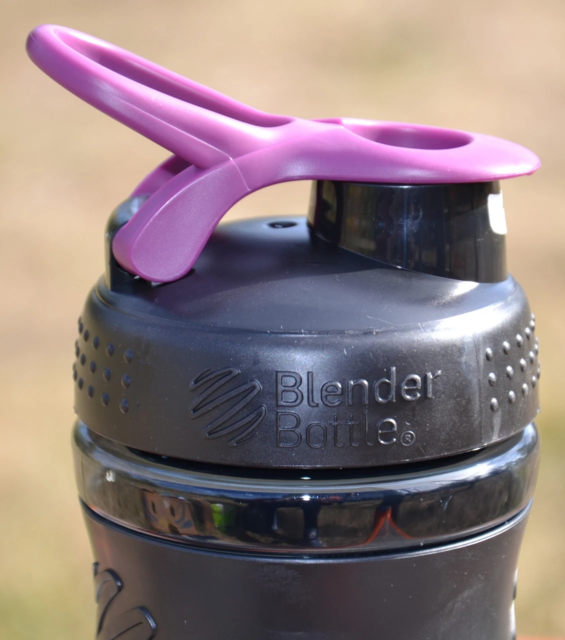 Шейкер спортивний (пляшка) BlenderBottle SportMixer Flip 28oz/820ml Black/Plum — фото 8