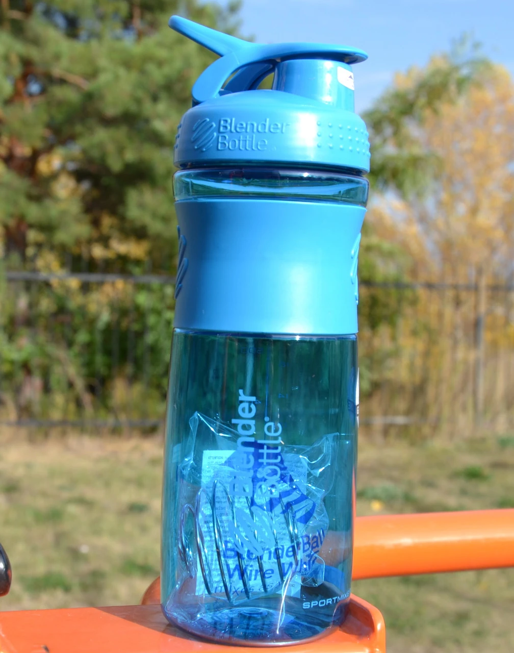 Шейкер спортивний (пляшка) BlenderBottle SportMixer Flip 28oz/820ml Cyan — фото 5