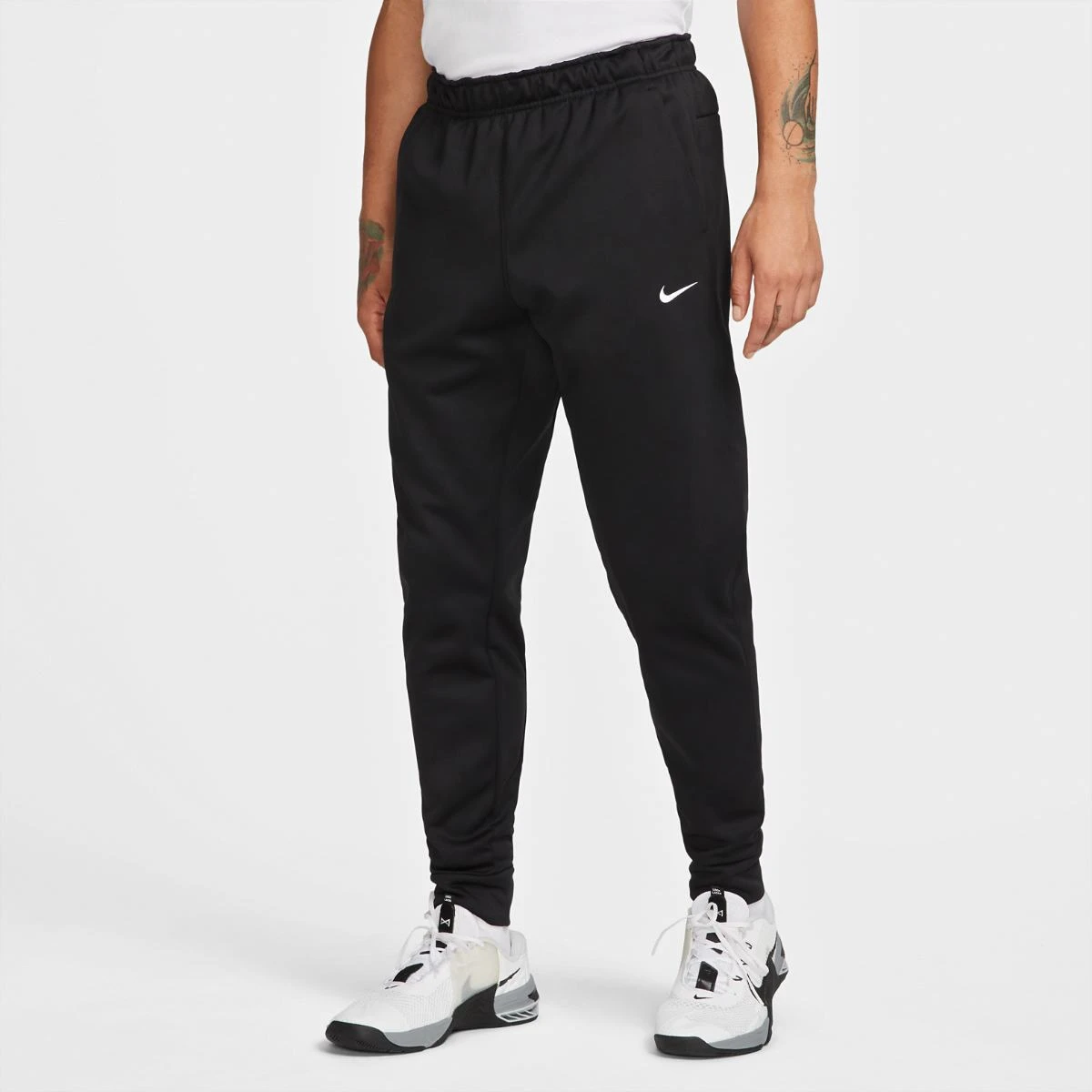 Брюки чоловічі Nike Therma-Fit Tapered Pant (DQ5405-010) — фото 1