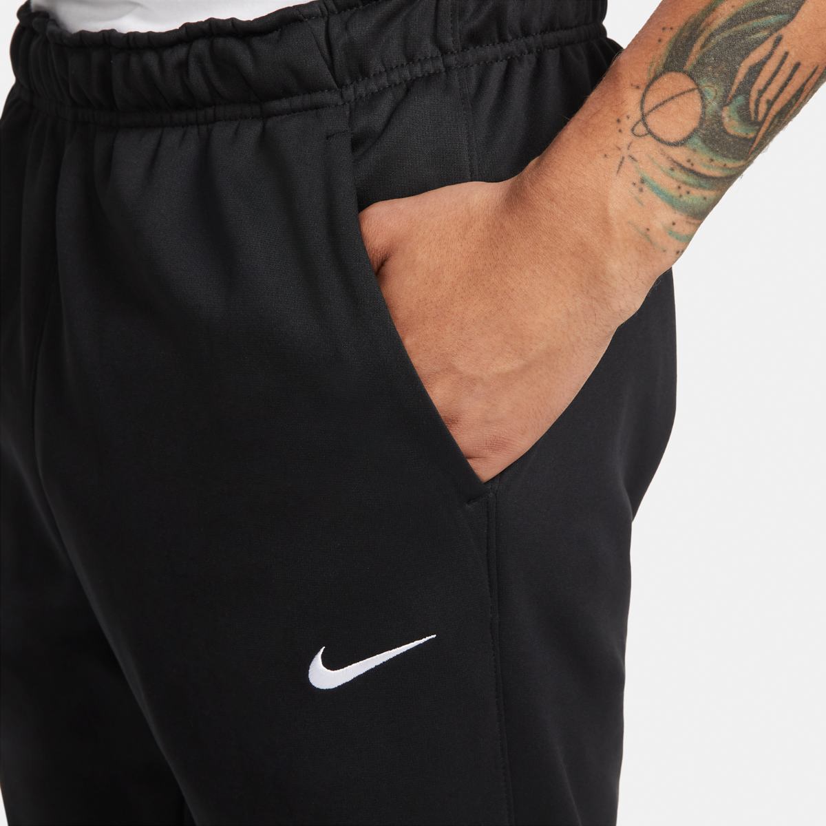 Брюки чоловічі Nike Therma-Fit Tapered Pant (DQ5405-010) — фото 4