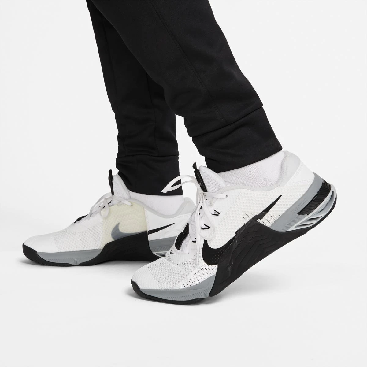 Брюки чоловічі Nike Therma-Fit Tapered Pant (DQ5405-010) — фото 6