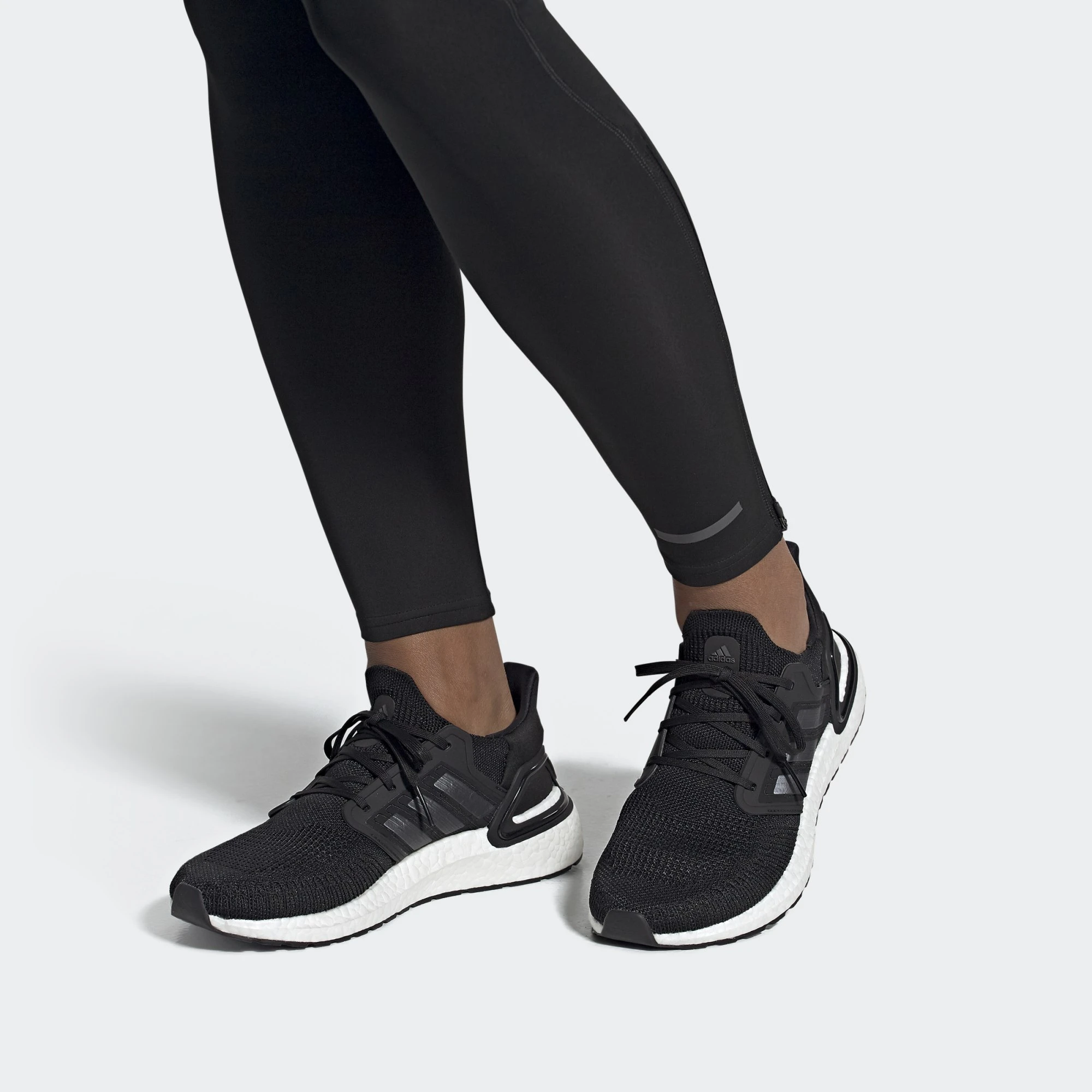 Кросівки чоловічі Adidas Ultraboost 20 (EF1043) — фото 4