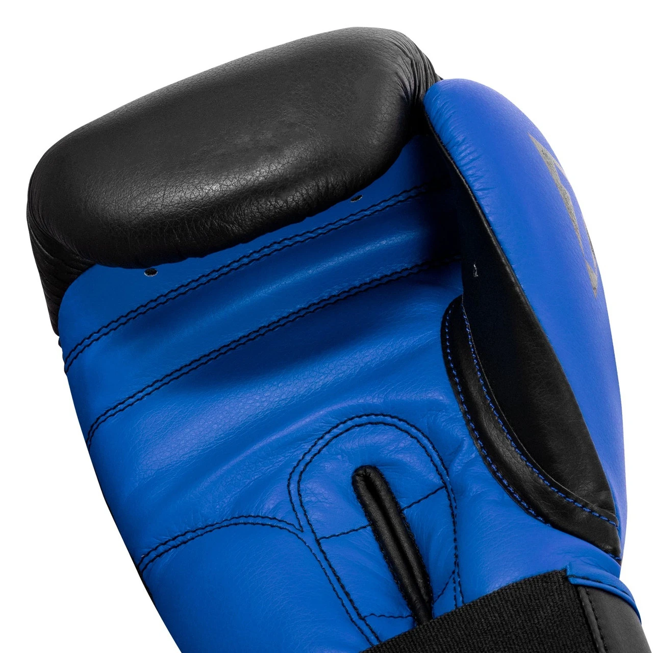 Боксерські рукавиці TITLE Boxing Dynamic Strike Black/Blue 12 oz (бинти 4м. у комплекті) — фото 10
