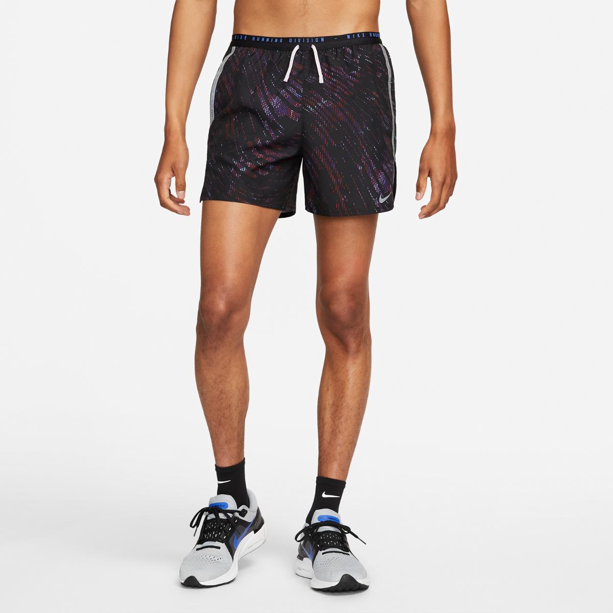 Шорти чоловічі Nike M Nk Df Rn Dvn Stride 5In Bf (DM4767-550) — фото 1