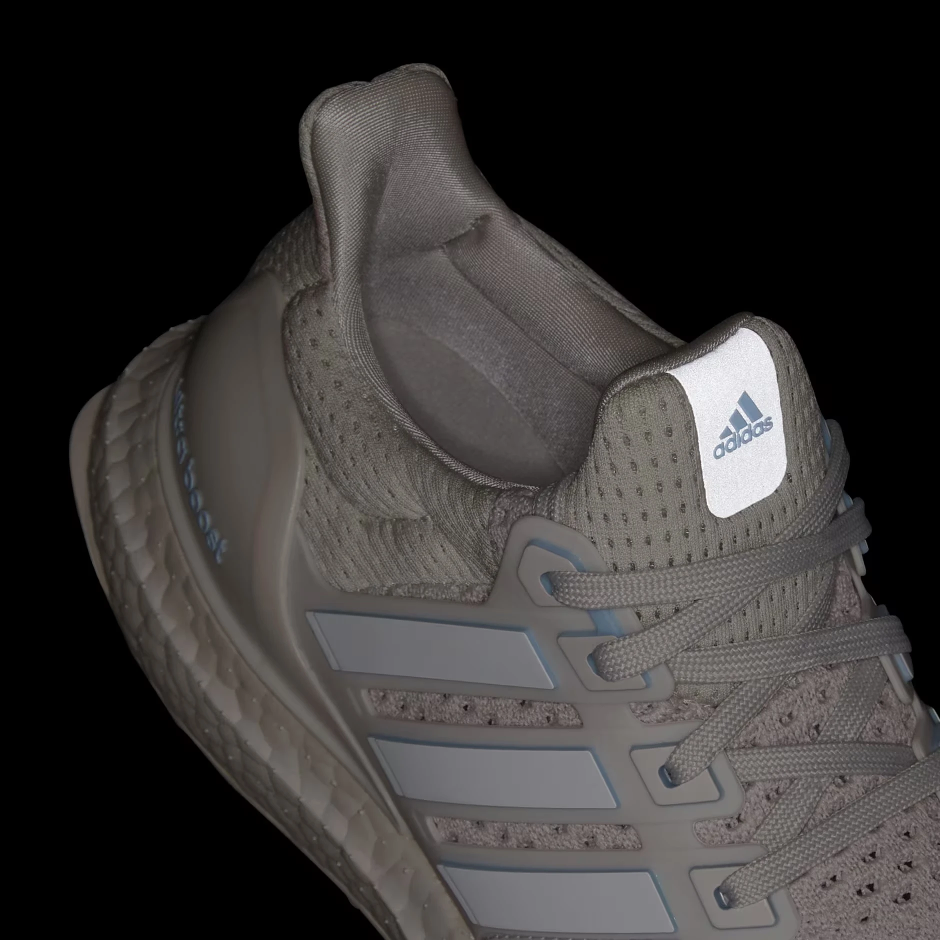 Кросівки жіночі Adidas Ultraboost 1.0 (JH9211) — фото 8