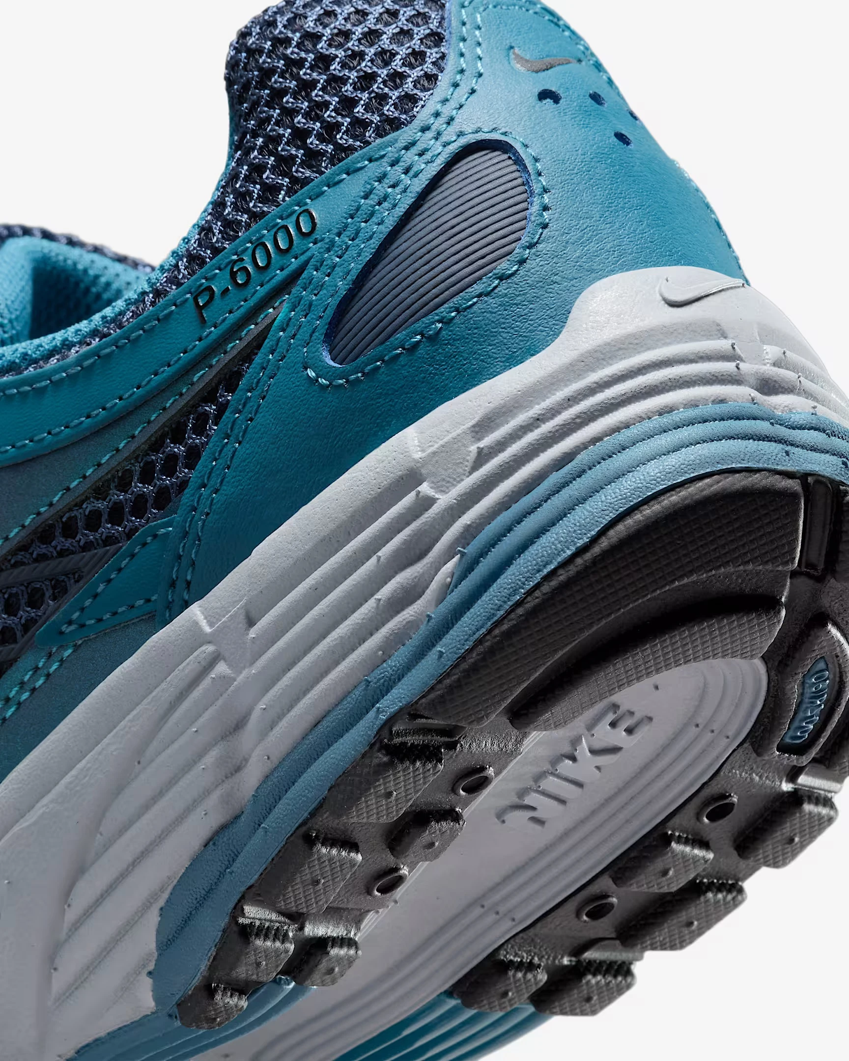 Кросівки Nike W P-6000 Se Thunder Blue — фото 9