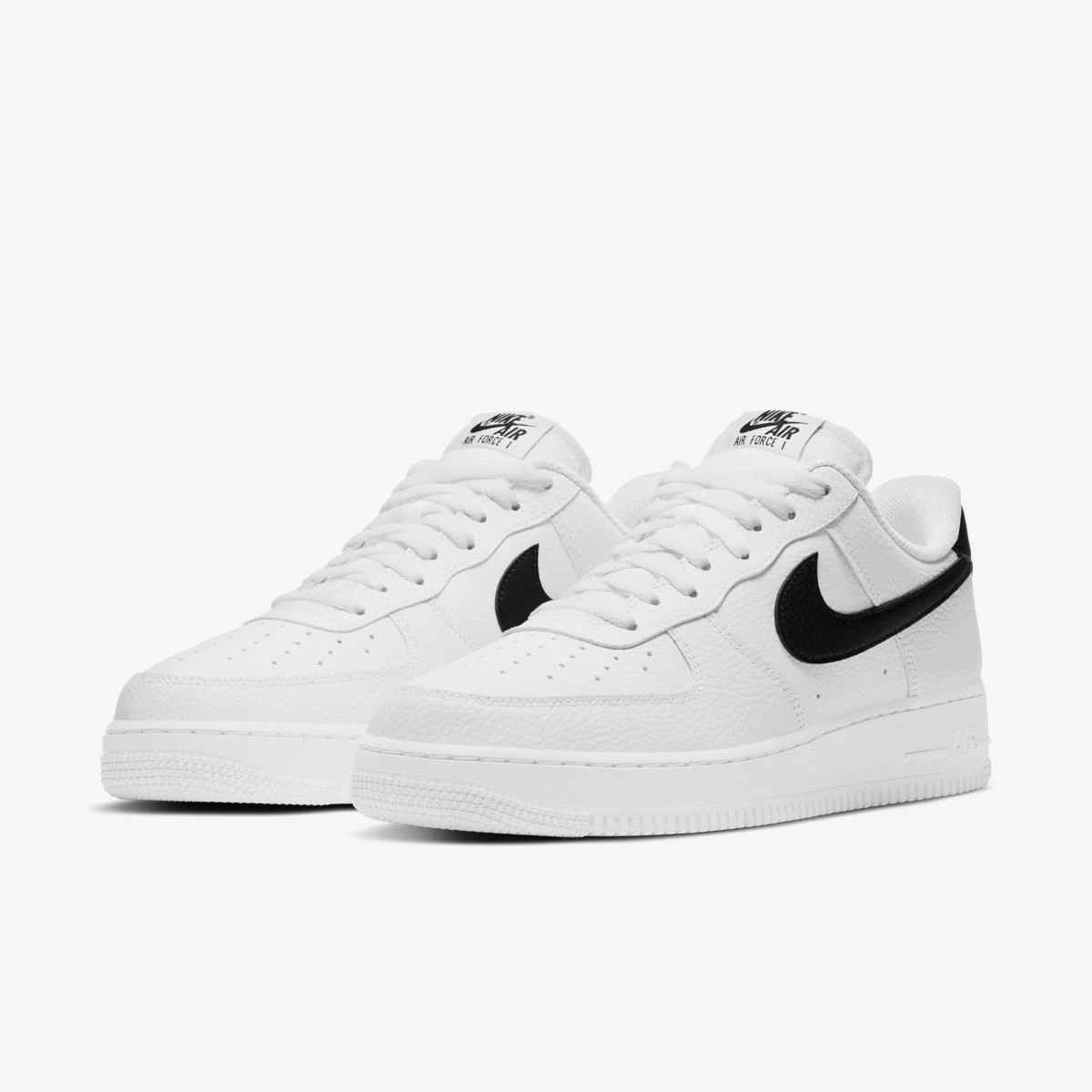 Кросівки чоловічі Nike Air Force 1 07 (CT2302-100) — фото 46