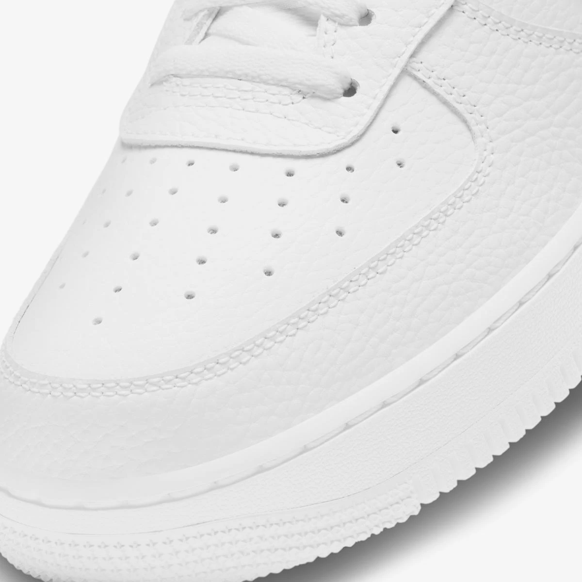 Кросівки чоловічі Nike Air Force 1 07 (CT2302-100) — фото 8
