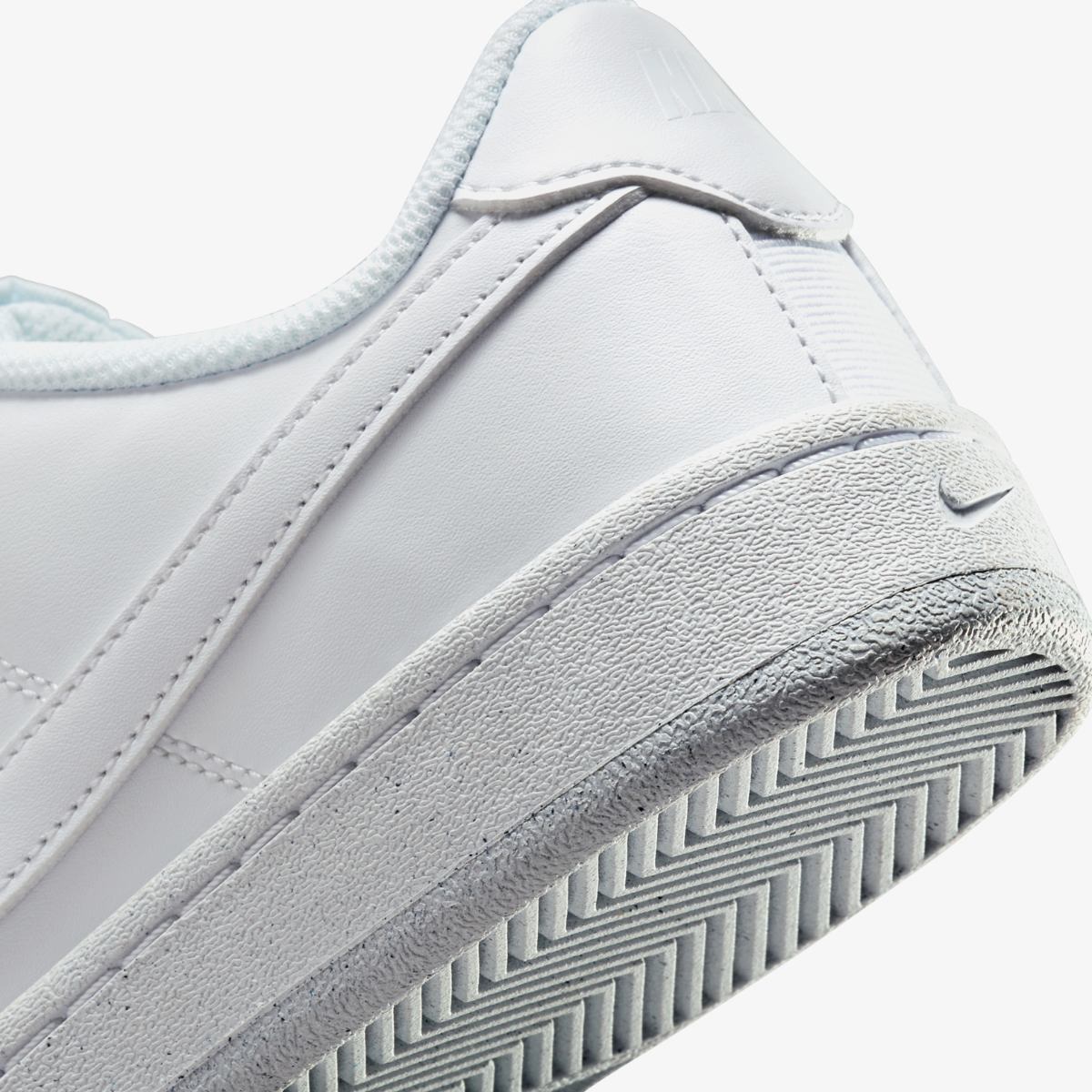 Кеди жіночі Nike Court Royale 2 (DH3159-100) — фото 9