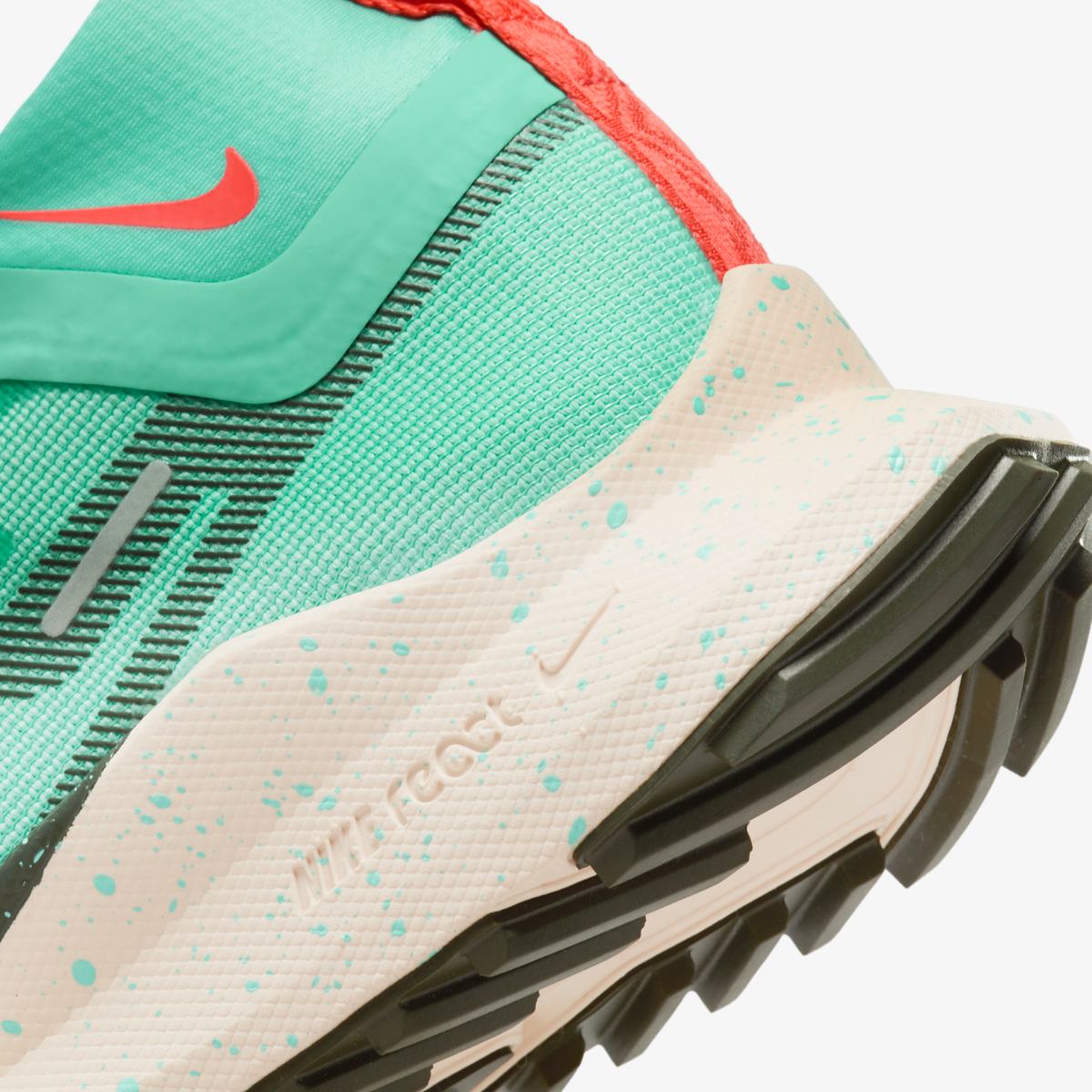 Кросівки для бігу жіночі Nike Pegasus Trail 4 Gore-Tex (DJ7929-301) — фото 18
