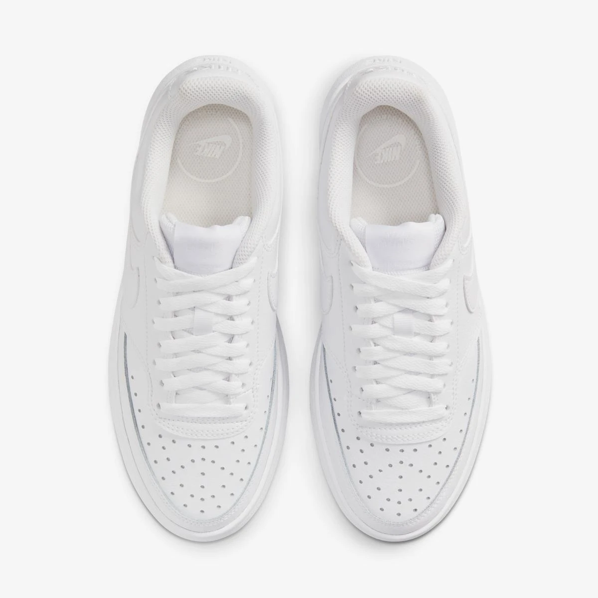 Кросівки жіночі Nike Wmns Court Vision Alta 'Triple White' — фото 13