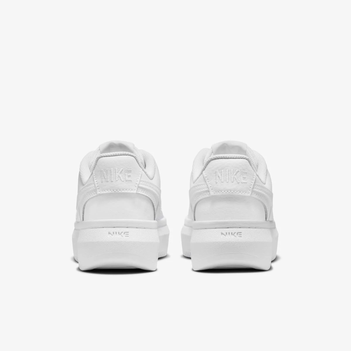 Кросівки жіночі Nike Wmns Court Vision Alta 'Triple White' — фото 23