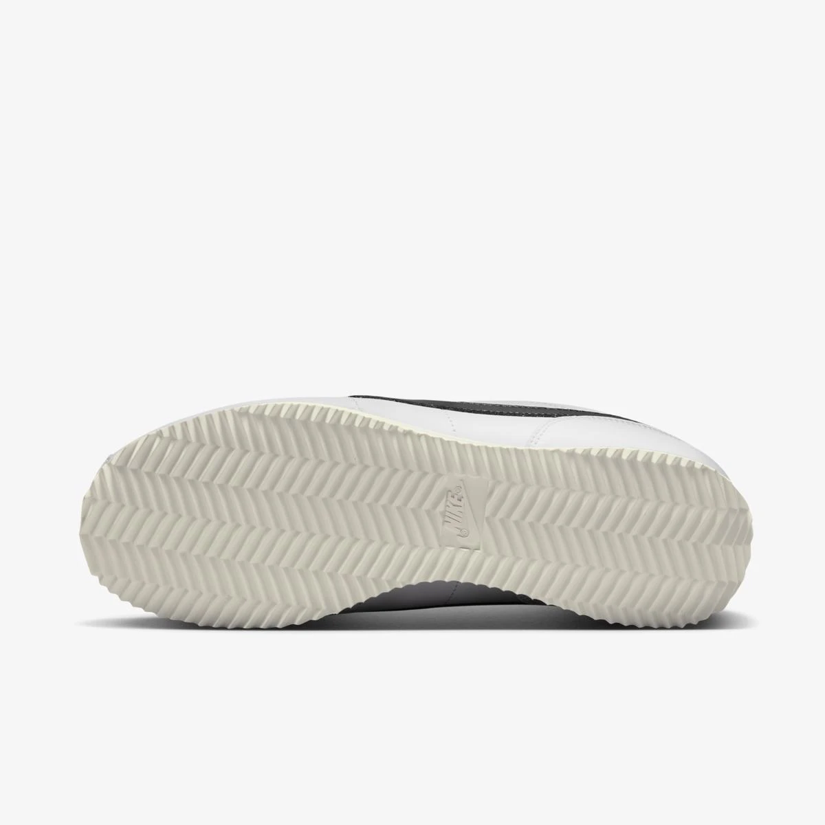 Кросівки жіночі Nike W React Ace Tour (DN1791-100) — фото 4