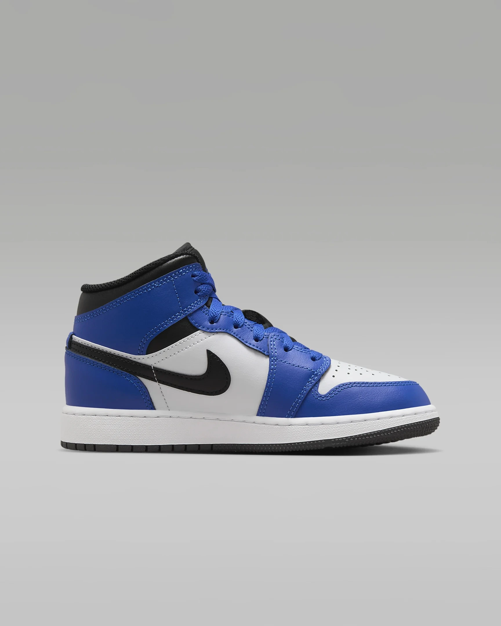 Кросівки дитячі Jordan 1 Mid (Gs) Blue/White (DQ8423-402) — фото 1