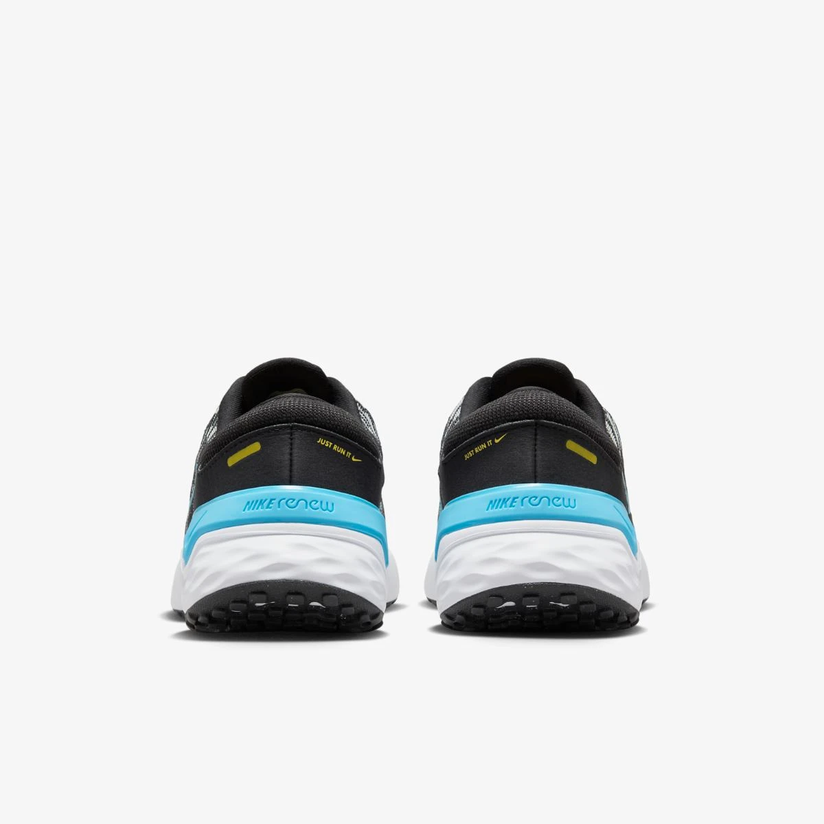 Жіночі кросівки Nike W Renew Run 4 DR2682-005, 37.5 — фото 39