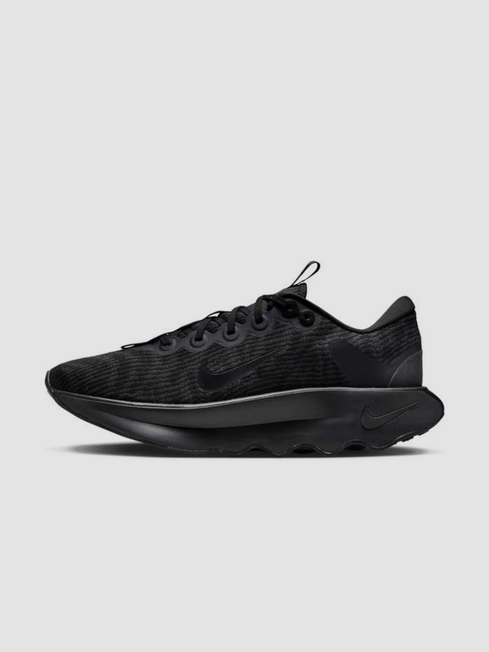 Кросівки чоловічі Nike Motiva (DV1237-003) — фото 3