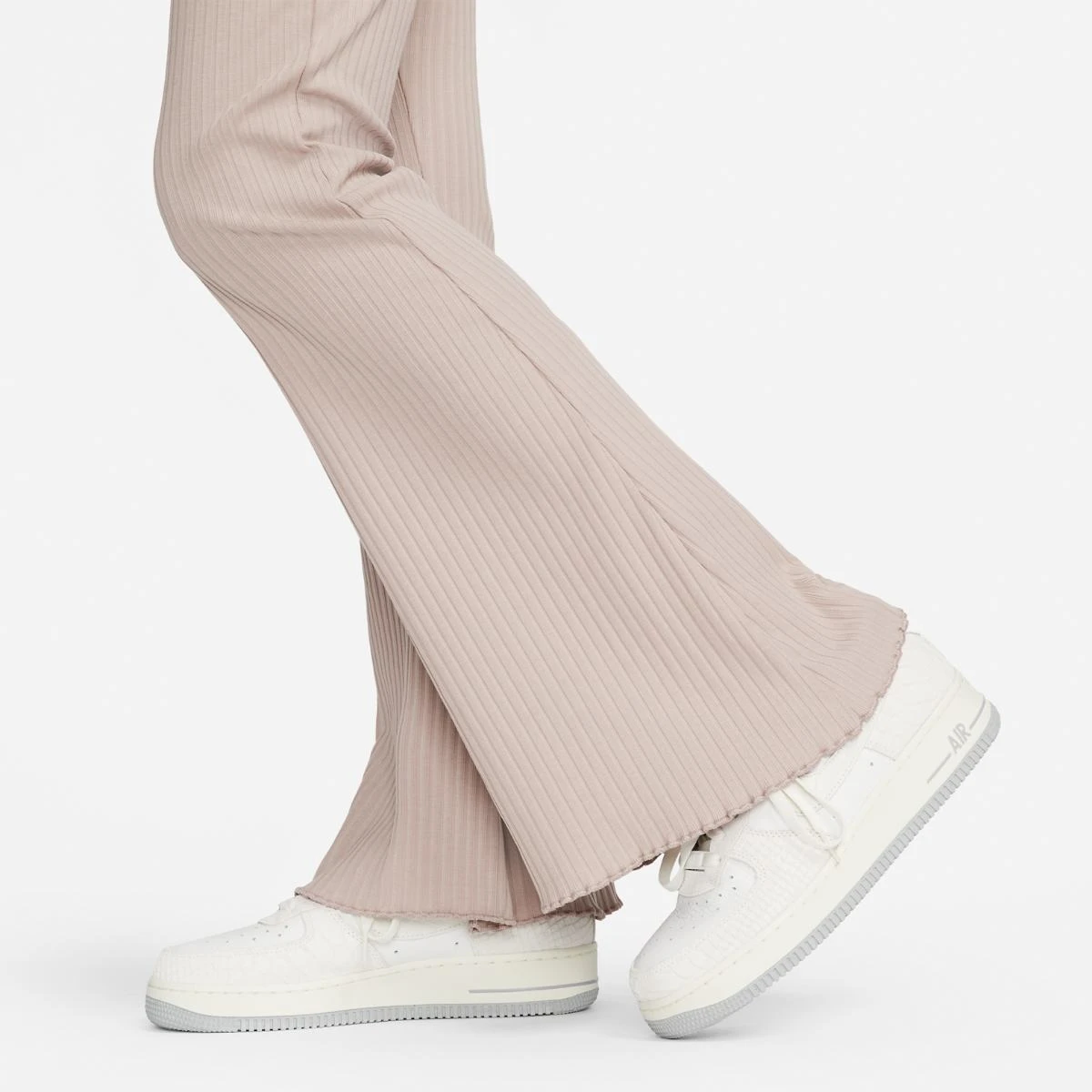 Брюки жіночі Nike Sportswear Women's High-Waisted Ribbed Jersey Pants (DV7868-272) — фото 10