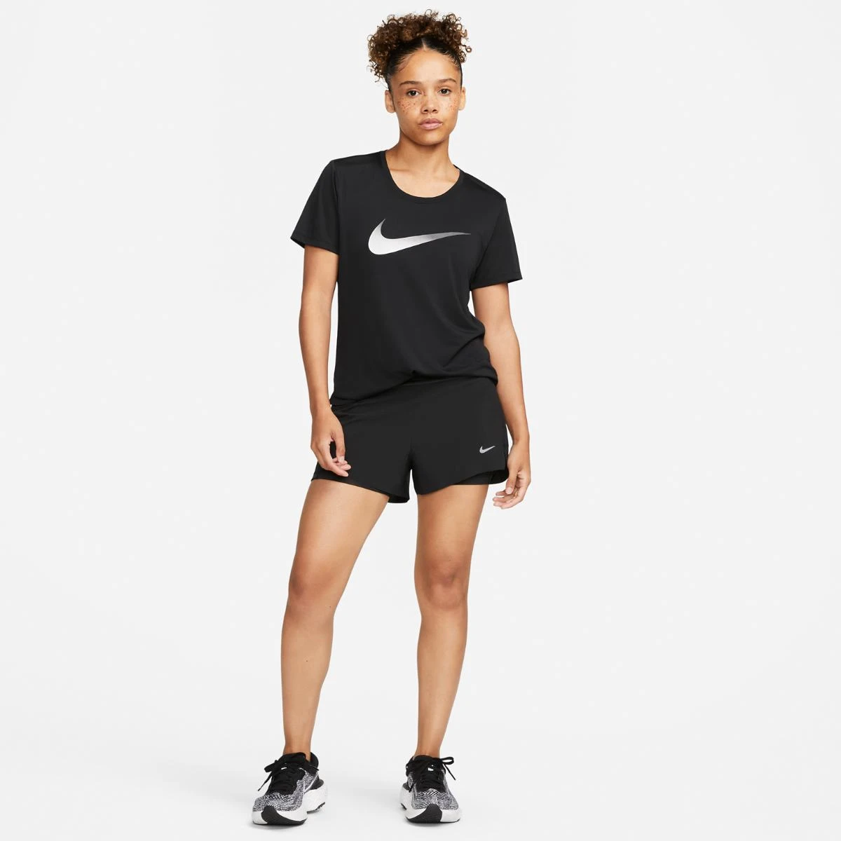 Шорти жіночі Nike Dri-Fit Swift Womens Mid-Rise (DX1029-010) — фото 9