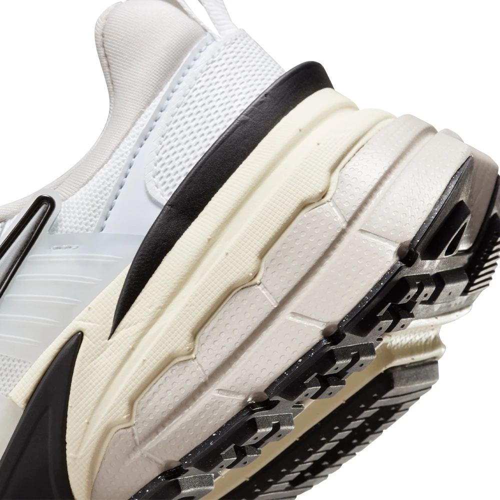 Кросівки жіночі Nike Wmns V2K Run 'Summit White' — фото 8