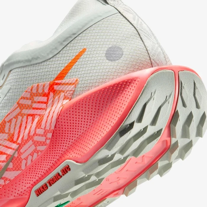 Кросівки чоловічі Nike Pegasus Trail 5 Gtx (FQ0908-004) — фото 9