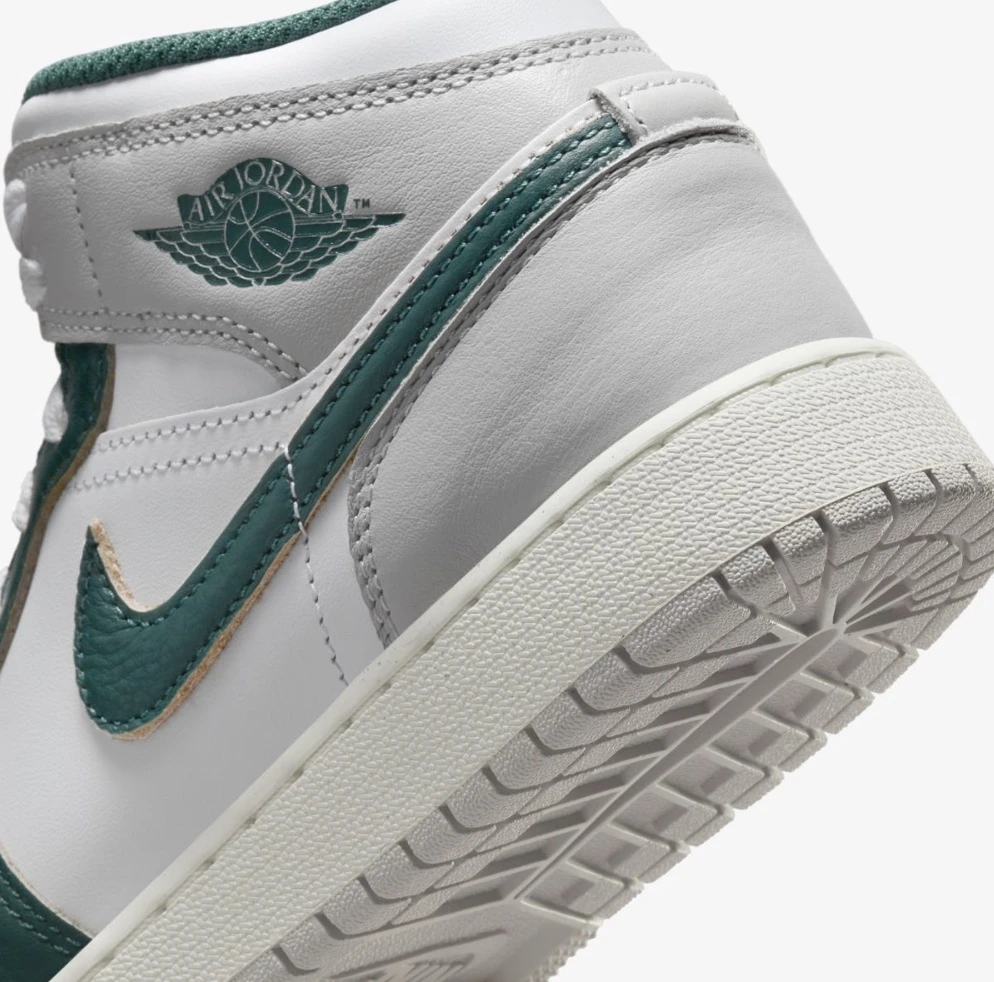 Кросівки дитячі Jordan 1 Mid Se White/Grey (FQ8088-103) — фото 9