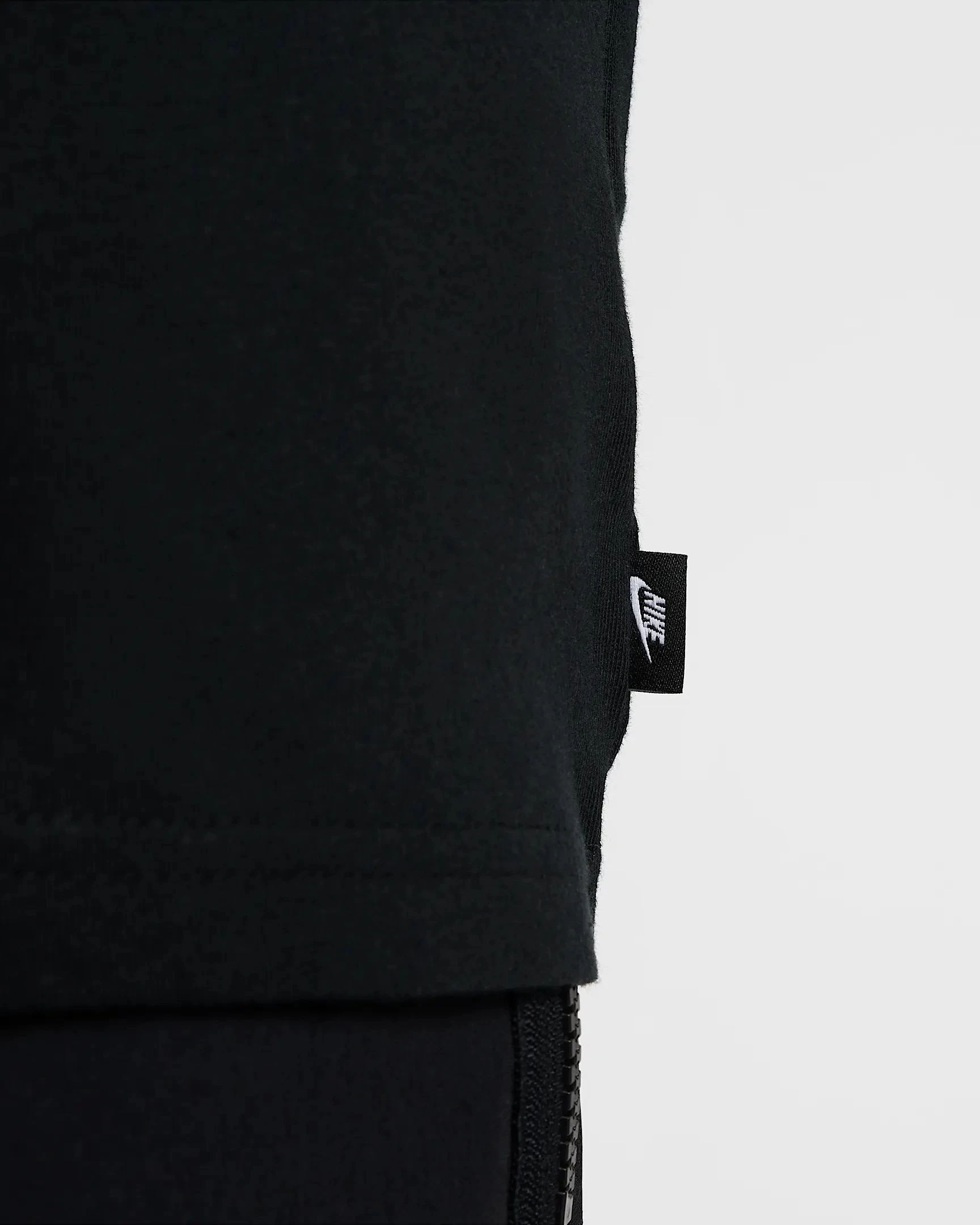 Футболка чоловіча Nike Nike M90 Snkr Patch (HJ0574-010) — фото 6