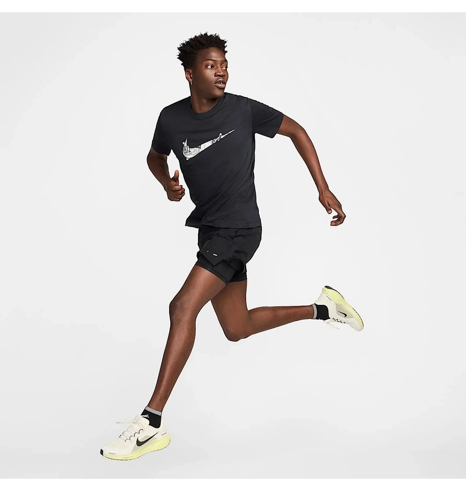 Футболка чоловіча Nike Playera De Correr Dri-Fit (HJ3658-010) — фото 6